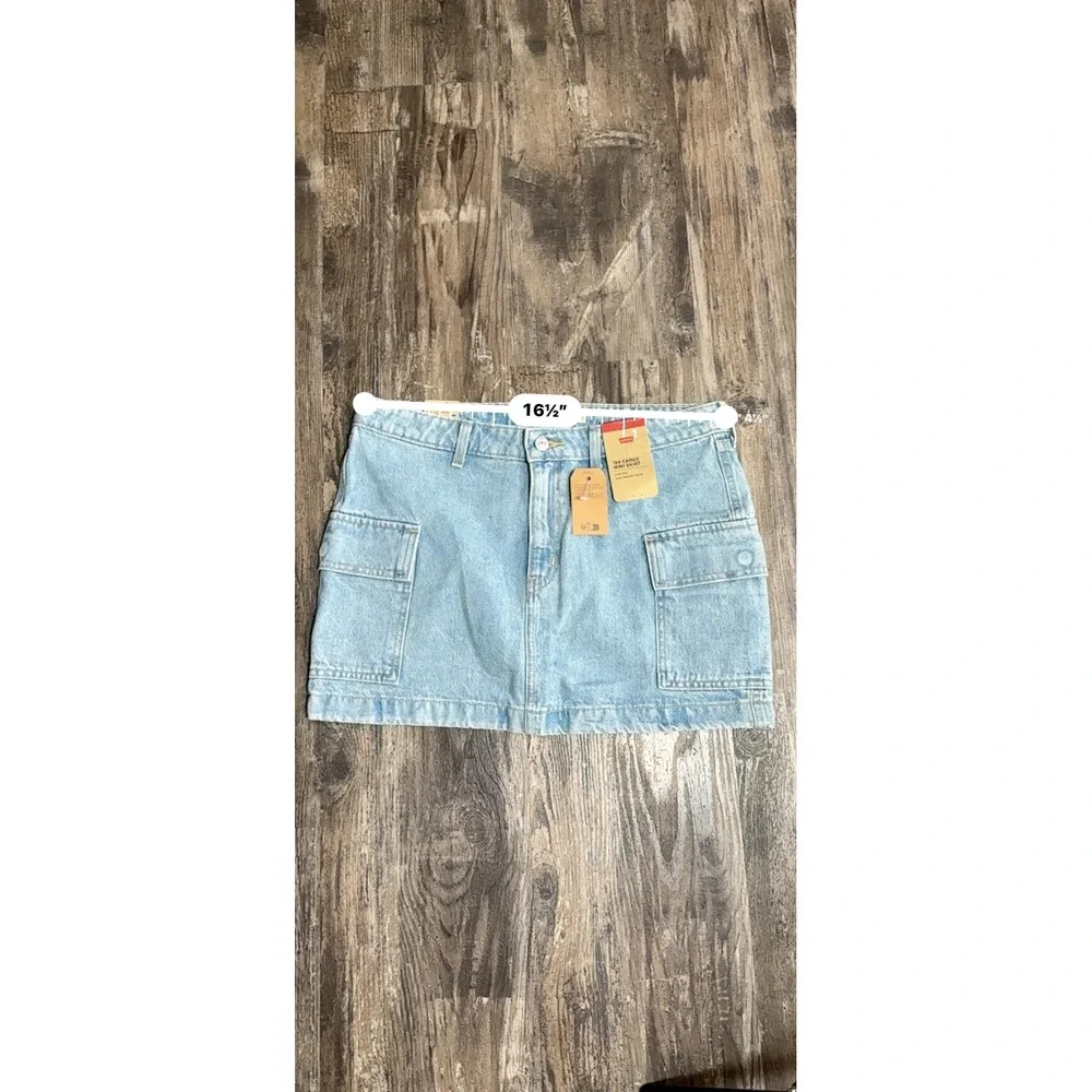 Levis 90's Style Cargo Preppy Mini Shorty Skater Skirt W29 Light Wash Blue Denim